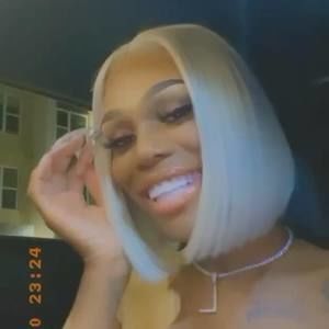 Meet your Posher, Jay